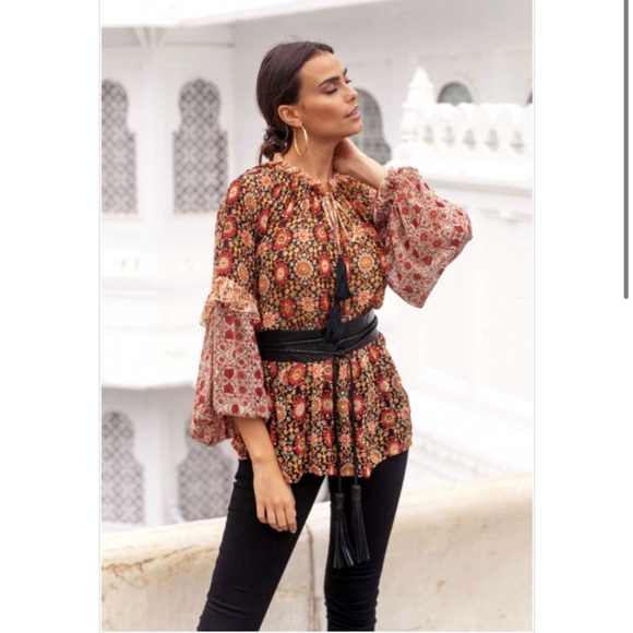 MISS JUNE**Bohemian Floral Blouse**$170 One Size - Picture 2 of 5